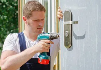 Nashville Pro Locksmith Nashville, TN 615-486-3134 - 5a-Lock-Changing